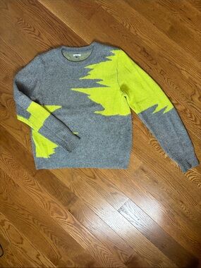 Ecote Gray Crewneck Sweater with Neon Yellow Graphic